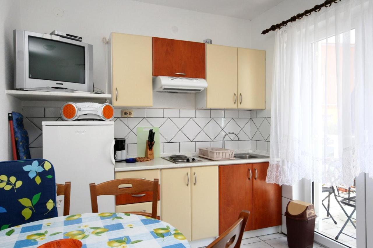 Apartments With A Parking Space Crikvenica - 5553 Exterior foto